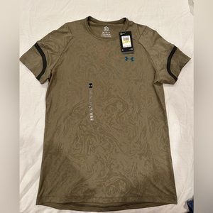 NWT! Under Armour Rush Tee - Green